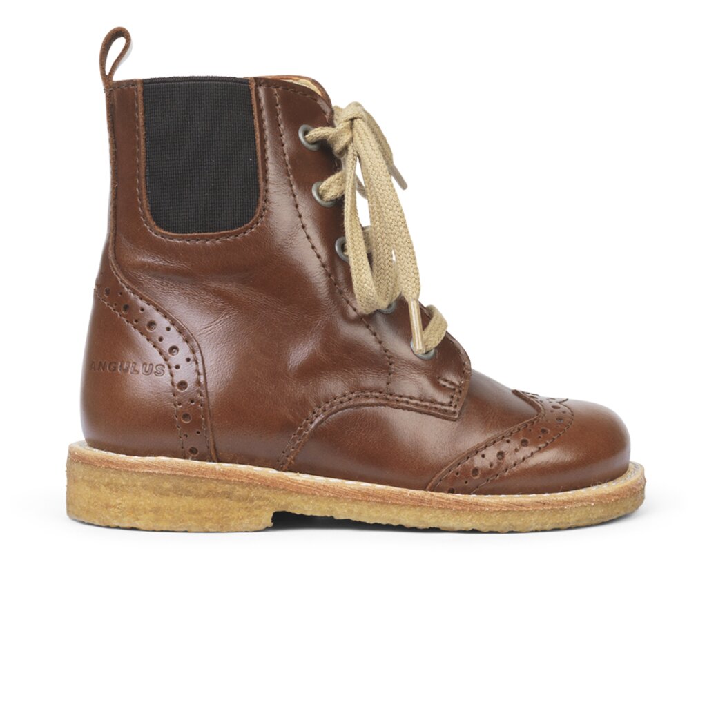 Angulus lace up store boots