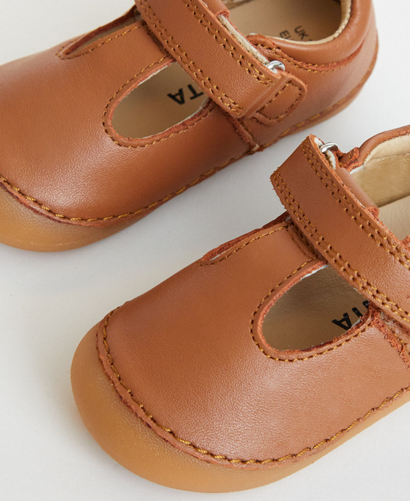 Prenta First Walker Shoes | Atlas | Tan Leather