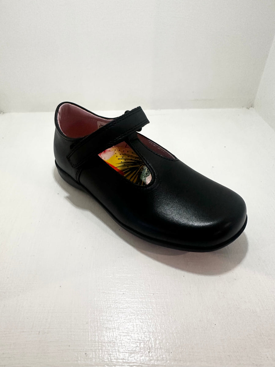 Petasil School Shoes | Thais | Black Leather