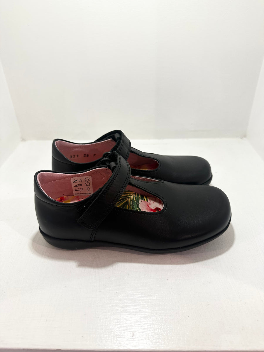 Petasil School Shoes | Thais | Black Leather